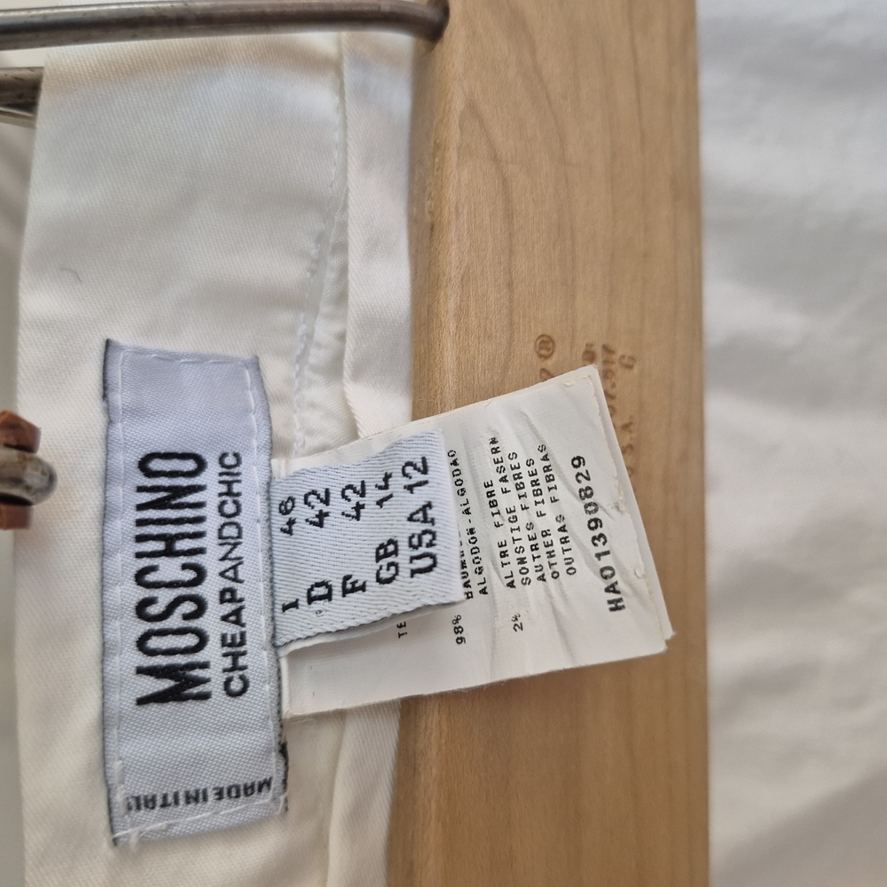 Moschino Cheap and Chic White Skirt. Size 12